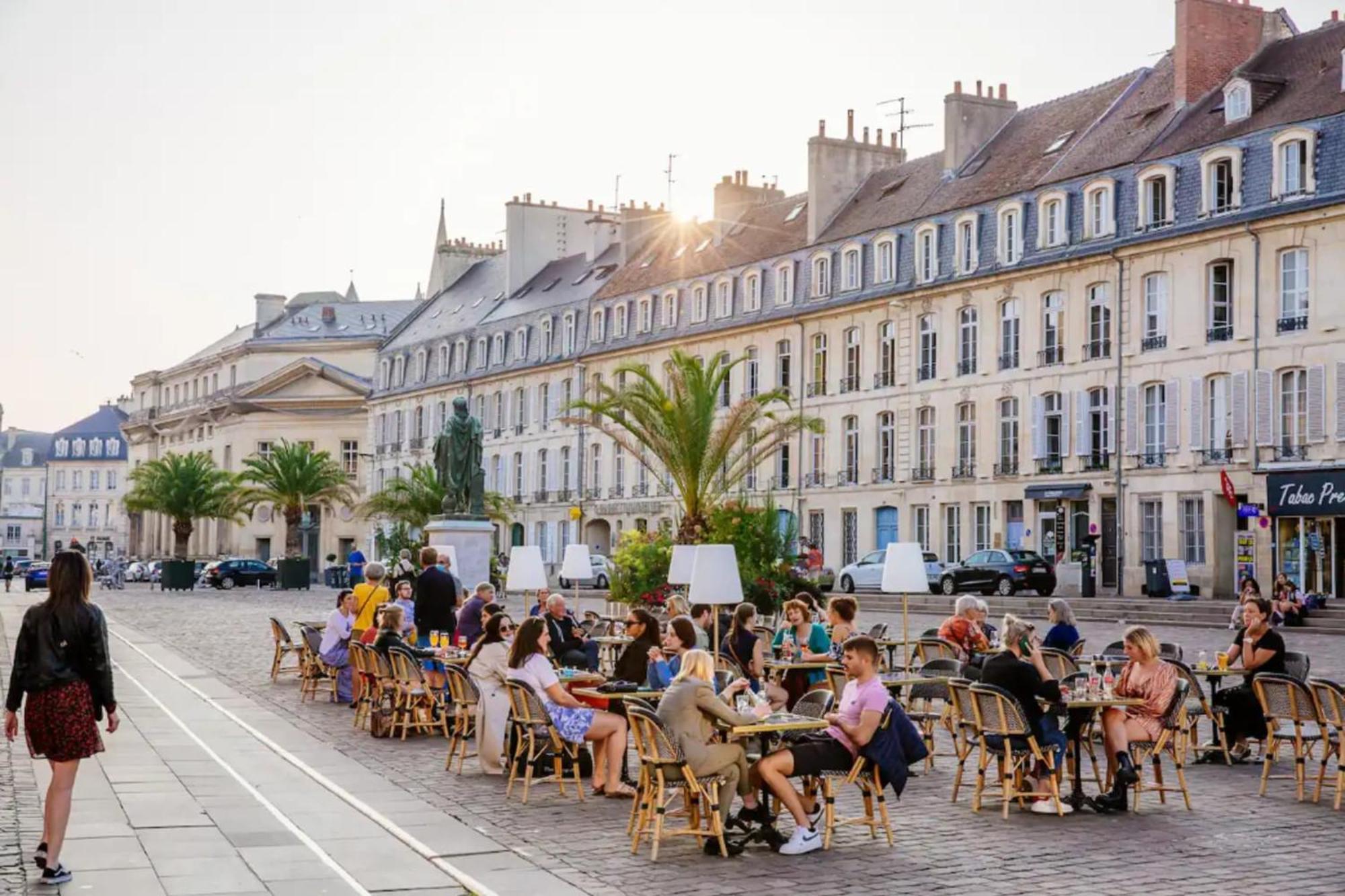 Le St-Laurent - Magnifique Triplex - Calme Caen Exterior foto